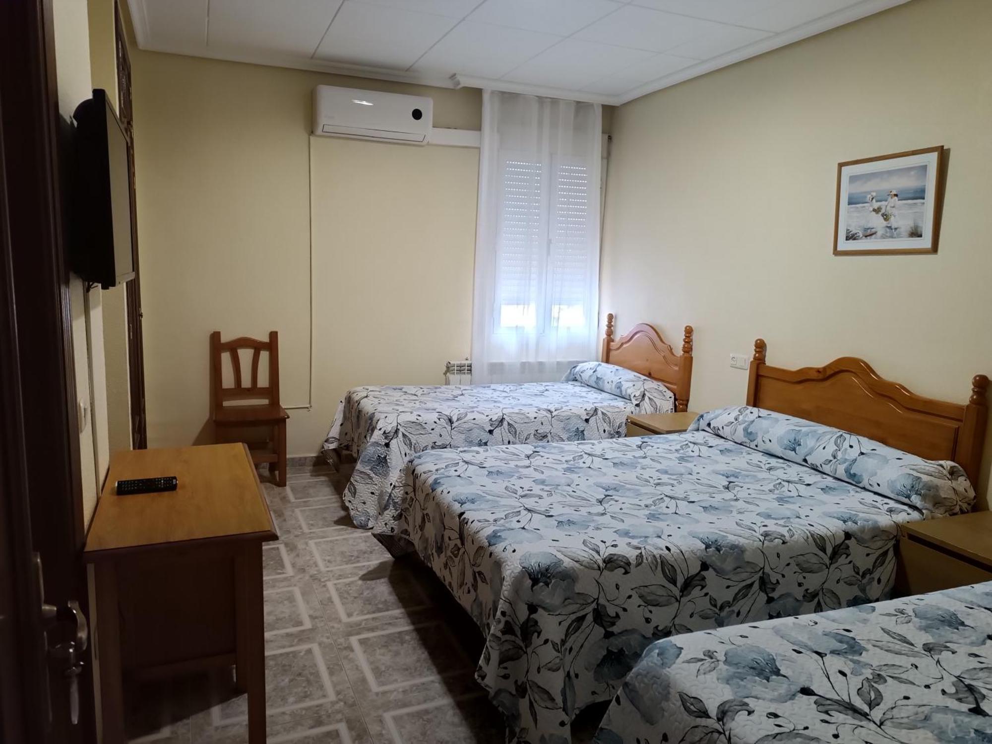 Hostal Avila Ocaña Rum bild