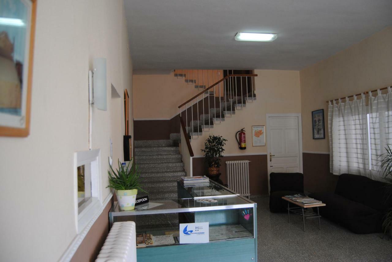 Hostal Avila Ocaña Exteriör bild